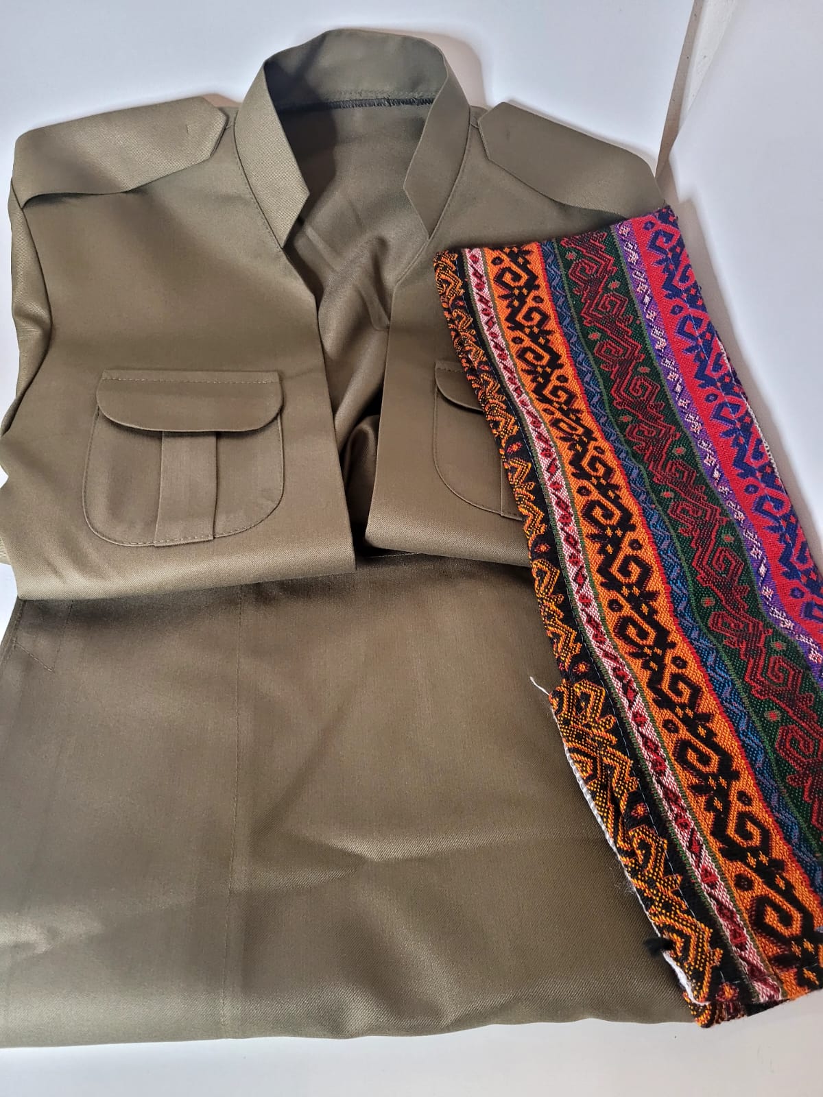 Kurdischer Anzug Grün 3-Teilig Unisex